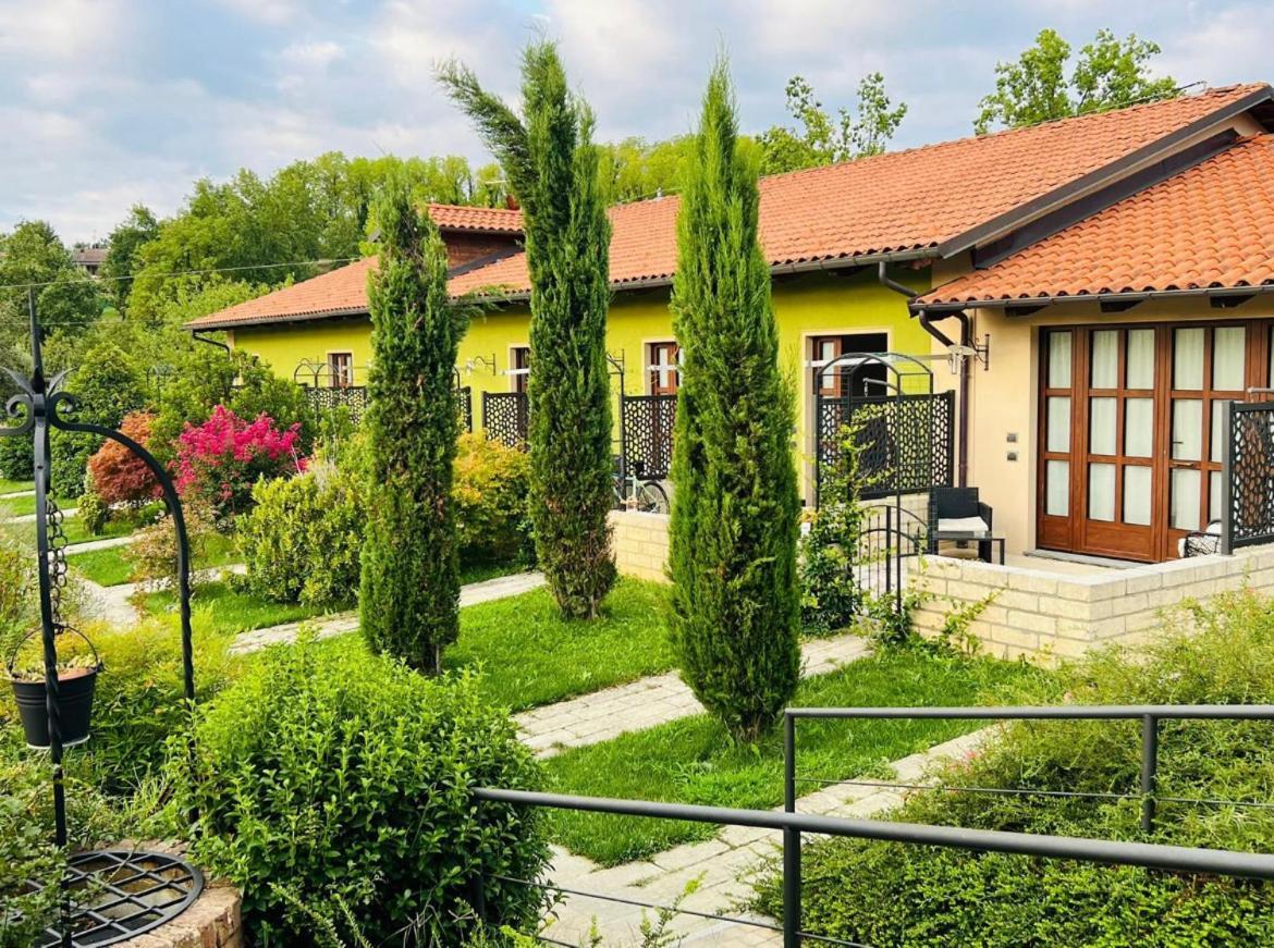 Agriturismo Da Mamma ألبا المظهر الخارجي الصورة