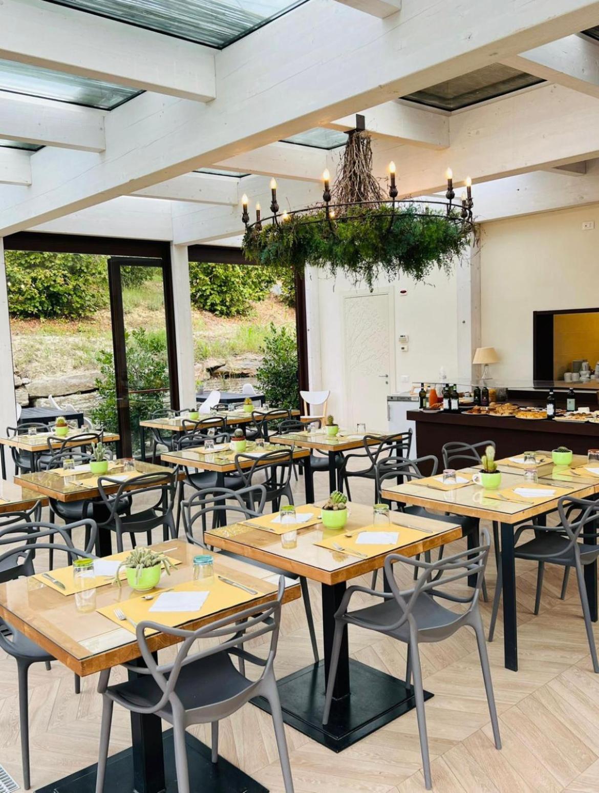 Agriturismo Da Mamma ألبا المظهر الخارجي الصورة