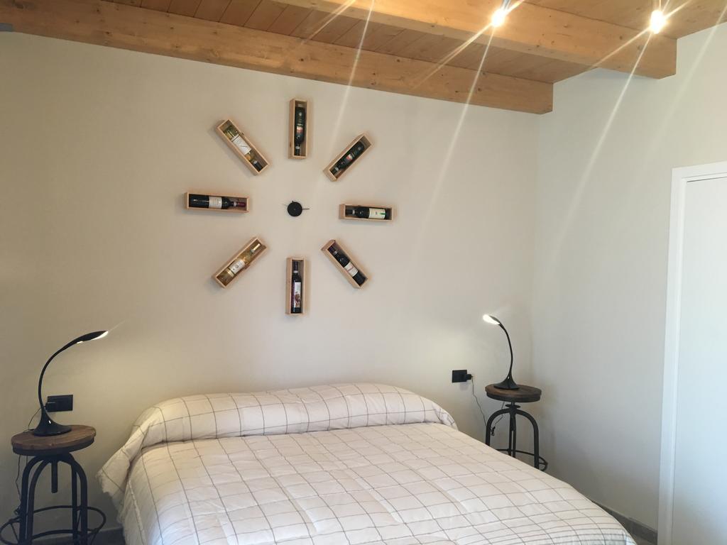 Agriturismo Da Mamma ألبا المظهر الخارجي الصورة