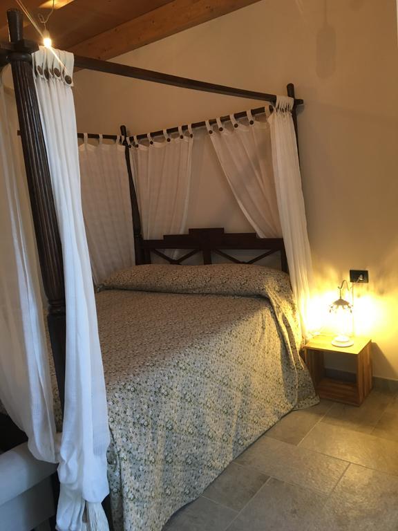 Agriturismo Da Mamma ألبا المظهر الخارجي الصورة